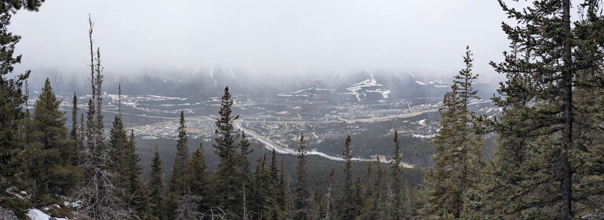 The view from the slopes of Grotto Peak