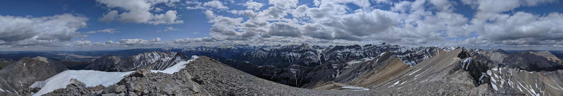 Panorama from the summit of Morrowmount